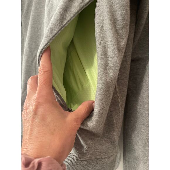 Lululemon After Asana Pullover Size 10 French Gray Terry Style W3D20S Women's - Picture 7 of 7